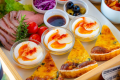 【1泊2食/1日3組限定お部屋食】テント内でも食べられるオードブルメニューを楽しむ、琵琶湖まで10歩の湖畔で過ごすラグジュアリーグランピング　フリードリンク付き