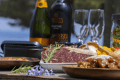 【早割60】60日前のご予約で10％OFF✨地元食材の彩りBBQ付き！琵琶湖の湖畔で過ごすラグジュアリーグランピング《1泊2食/グランピングBBQ》
