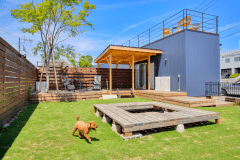 ドッグコテージ【中型犬２頭まで同伴可】