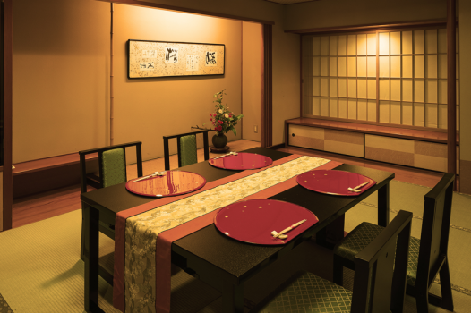 令和2年 OPEN【－別邸初音プレミアム】お食事場所：個室