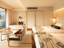 別邸初音露天風呂付客室（大門側）