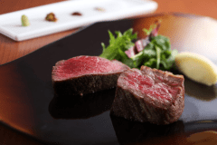 《Ricca但馬の恵コース》但馬牛高級部位味比べと旬の魚介【森林庭園レストランRicca】【館内利用券2千円分付き】