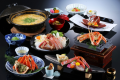 【かにづくし】《お一人様につきかに1.5杯相当使用！》かに刺し・茹でがに・焼きがに・かにすき鍋＜夕食は個室ダイニングまたは小宴会場＞【館内利用券2000円分付き】