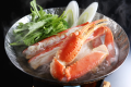 【かにづくし】《お一人様につきかに1.5杯相当使用！》かに刺し・茹でがに・焼きがに・かにすき鍋＜夕食は個室ダイニングまたは小宴会場＞【館内利用券2000円分付き】