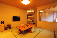 【8畳+ベッドルーム】温泉露天風呂付スイート（将星・煌星）一例。温泉露天風呂・内風呂・テラス付。