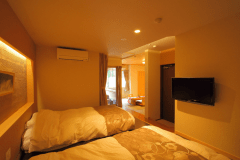 【8畳+ベッドルーム】温泉露天風呂付スイート（将星・煌星）一例。温泉露天風呂・内風呂・テラス付。