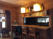 ウッディ―なバーカウンター