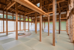 「ささやかな宿 富津」里山に囲まれた 58畳の大広間に泊まる！