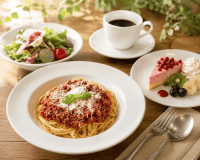 【カフェでランチ】12時チェックアウトゆったりプラン