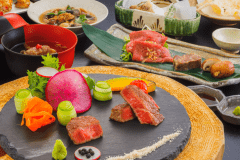 「米沢牛を味わう」【米沢牛尽くし会席】～A5ランク米沢牛シャトーブリアンステーキがメインの会席を堪能 1泊2食付　＜露天風呂付き客室＋部屋食＋和食会席＞