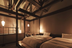 【離庵山水】露天風呂付き客室メゾネット ゆとりと落ち着きを兼ね備えたベッドルームがございます