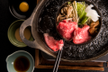 【夕食グレードアップ】～希少な霜降りの「蔵王牛」を堪能する「すきしゃぶ鍋」コース～高見屋名物料理