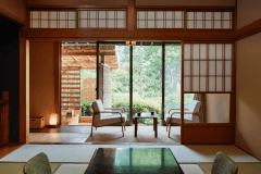 【露天風呂付き客室「華-HANA-」スイート】専用玄関も設け歴史の趣と品を感じながらも快適な和みの建築空間