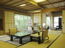 ＜川堰苑＞6階貴賓室　和室13帖以上