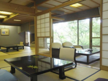 ＜川堰苑＞6階貴賓室　和室13帖以上