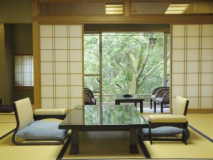 ＜川堰苑＞5階特別室　和室12帖以上