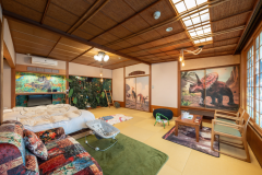 【恐竜好きなお子様に】1日1組限定！恐竜グッズのお土産付◆恐竜ルームと恐竜博物館でお子様にサプライズ