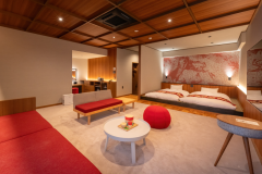 最上階露天風呂付き客室「九楽々」51平米（公式Refaルーム）