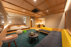 最上階露天風呂付き客室「九楽々」51平米（公式Refaルーム）