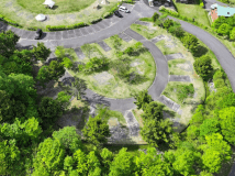 車が横付けできるサイトです♪