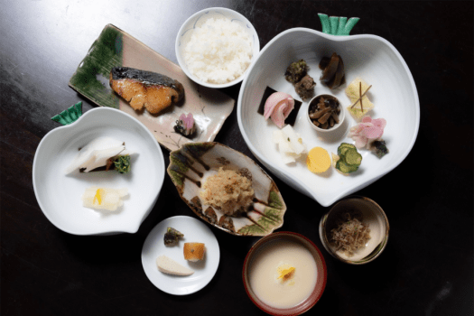 朝食お漬物会席　近為お漬物盛り合わせ例