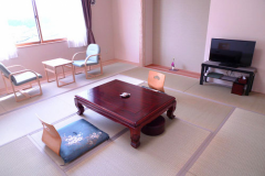 和室　12.5畳の広々空間でゆったりとした時間をお過ごし下さい