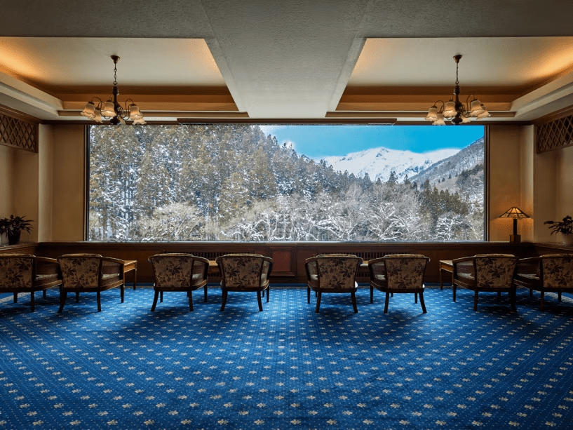 A special winter moment overlooking Mt. Tanigawa.