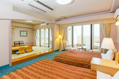 【クイーンズコリーナ】露天風呂付き和洋室
※2023年5月23日(火)より泉質が混合泉に変わります。 【クイーンズコリーナ】露天風呂付き和洋室
※2023年5月23日(火)より泉質が混合泉に変わります。