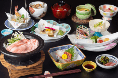 懐石料理一例　お気軽にお楽しみいただける会席料理コースです。