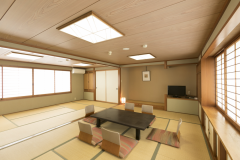 禁煙【広々和室15畳＋6畳○駐車場側】3世代旅行等■最大9名