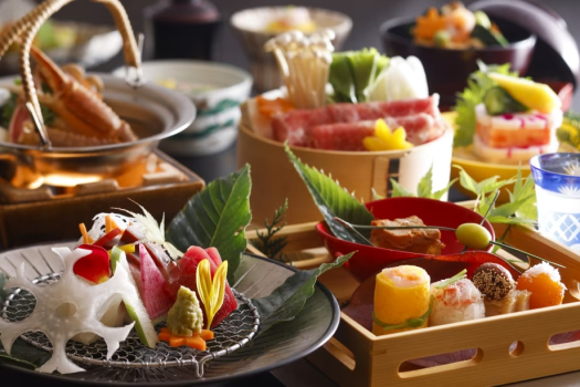 【期間限定】◇秋の彩り◇華水亭の特別会席と自家源泉の湯をご堪能♪(E)