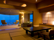 【特別室】弓ヶ浜から大山まで一望、大きくラウンドした優雅な意匠を持つ、当館1室のみの特別なお部屋 【特別室】弓ヶ浜から大山まで一望、大きくラウンドした優雅な意匠を持つ、当館1室のみの特別なお部屋