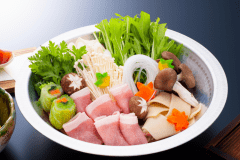 【お昼にチェックインの客室利用＆上州麦豚鍋ランチ御膳付】のんびり生寿苑を満喫！貸切風呂無料