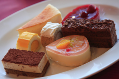 ケーキ食べ放題