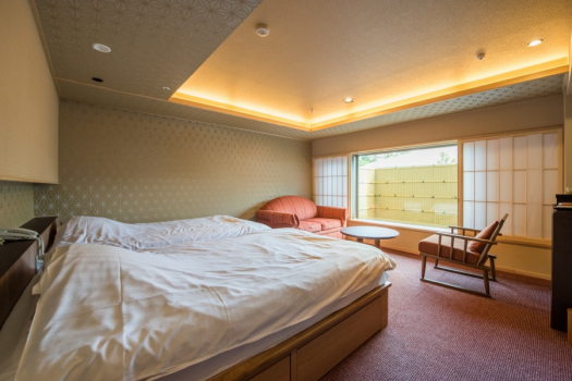 ひのき風呂付ツインルーム(30.3㎡)