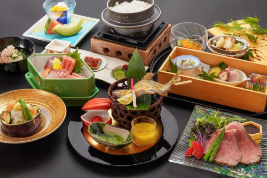 料理人の技術と季節の恵みが織り成す美しい会席料理