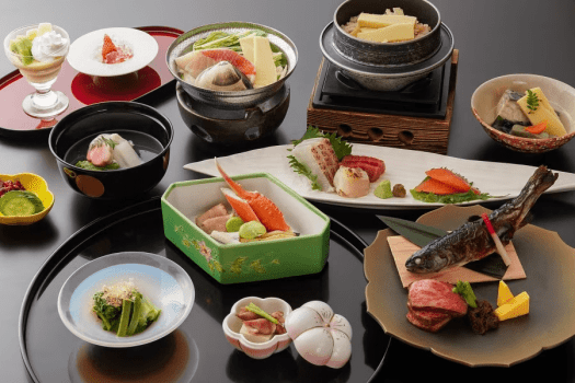 料理人の技術と季節の恵みが織り成す美しい会席料理