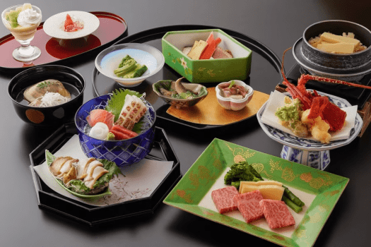 料理人の技術と季節の恵みが織り成す美しい会席料理