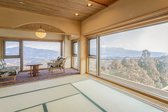 眺めの良い角部屋 和室15畳 737号室(63.8㎡) 眺めの良い角部屋 和室15畳 737号室(63.8㎡)