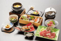 料理人の技術と季節の恵みが織り成す美しい会席料理