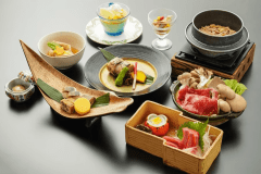 上州牛きのこ鍋を中心に、秋の味覚を楽しむ季節会席