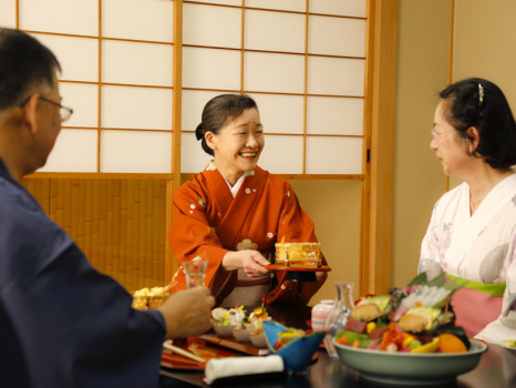 【個室食】大切な人との会話を楽しむのなら、誰にも邪魔されない個室食がおすすめです。