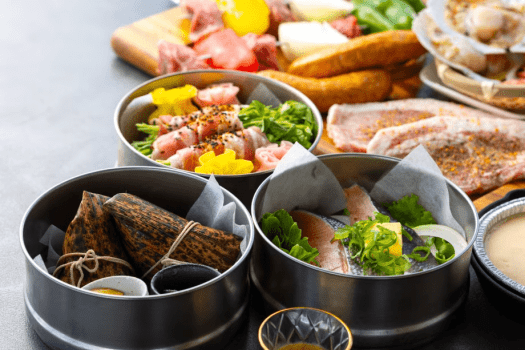 【1泊2食付】＜彩りせいろ蒸しプラン＞湯気までごちそう。 せいろ香るグランピング ～彩りせいろ蒸し＆BBQディナー付き～【期間限定】