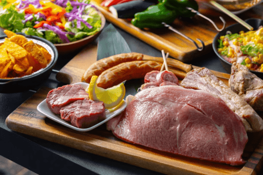 【男子会・グループ旅行】圧倒的肉量！ガッツリ肉三昧BBQ&times;バレルサウナ＆貸切風呂で整う贅沢。メンズコスメ特典付＜1泊2食付＞
