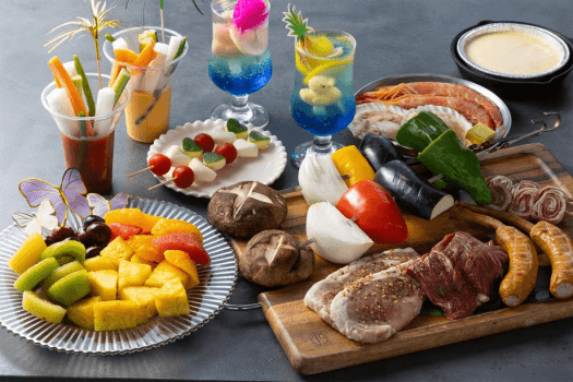 【女性限定｜9/30まで】笑って、食べて、夜更かしして☆12大特典で楽しむ大人の女子会ステイ【1泊2食付き・限定ディナー】