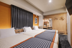 Standard Twin with Extrabed