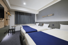 デラックスツイン（エキストラベッド付）