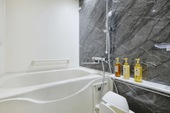 スーペリアファミリールーム（バスルーム）