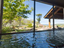 湯船からも良い景色が望めます