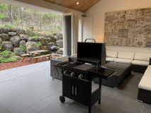 広々したインナーテラス　雨天時のＢＢＱにも対応可能です